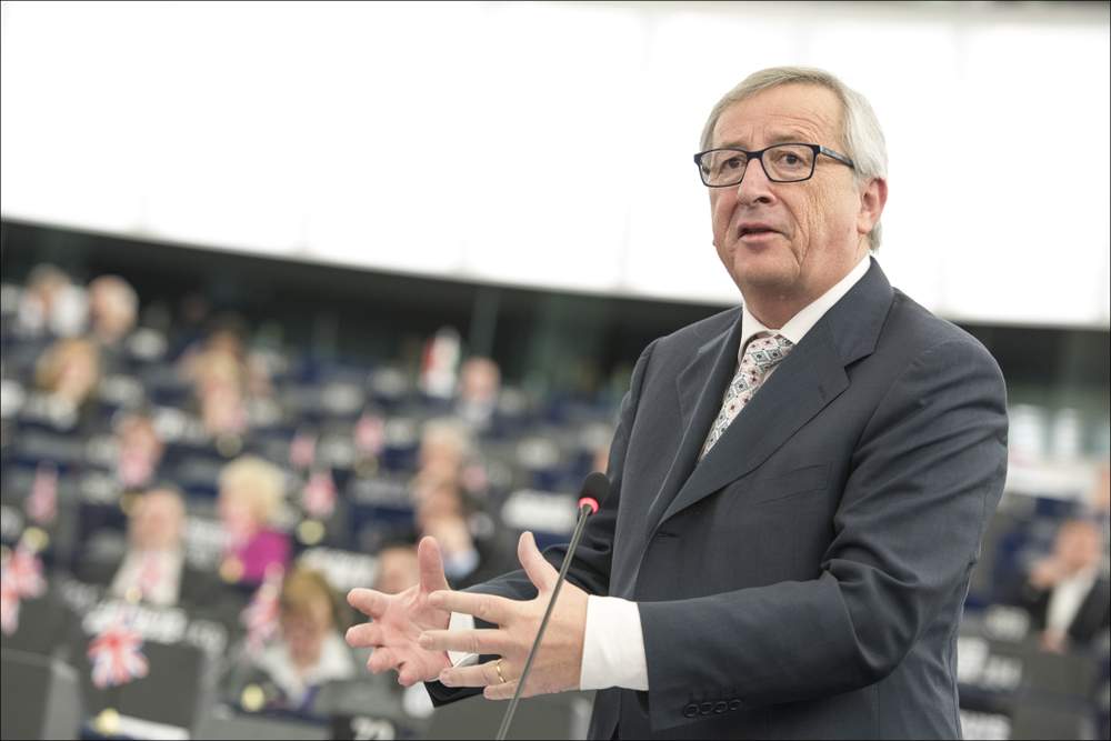 <i>Jean-Claude Juncker, President of the European Commission, wants to strengthen Frontex. Photo <a href="https://www.flickr.com/photos/european_parliament/16271762142/in/photolist-qMT2Z9-pZMzDU-mHDjjQ-pLqpAX-ptYyyC-pLuF7f-oPBXMB-ptVYh6-ptYyXJ-pLuFA1-oPz1nU-ptYzmE-ptZ7kn-bVDPvA-mHDdf5-mHBjd2-mHBoPM-nJX1Z6-aih1Xu-ai2W5U-pEsPUc-o3ZC3r-o3YBs2-oirrPd-p177ay-pEy87u-niqdy1-nNuR44-mHBkJ8-mHBsrK-mHBhpn-mHBh1B-nBMm7w-mHBw7k-mHBpzp-mHDgDE-aURFUe-mHDj63-mHByWt-xFqJcG-bVDPLG-rnWEea-rC73rS-rEoDB6-rnPdbG-rC724b-rnQk5G-rnQk2W-rm569g-rnWE5T">via</a> European Parliament</i>